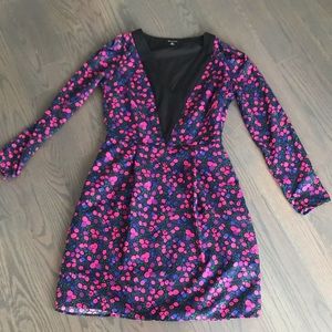 I ❤️ Ronson floral long sleeve size 6